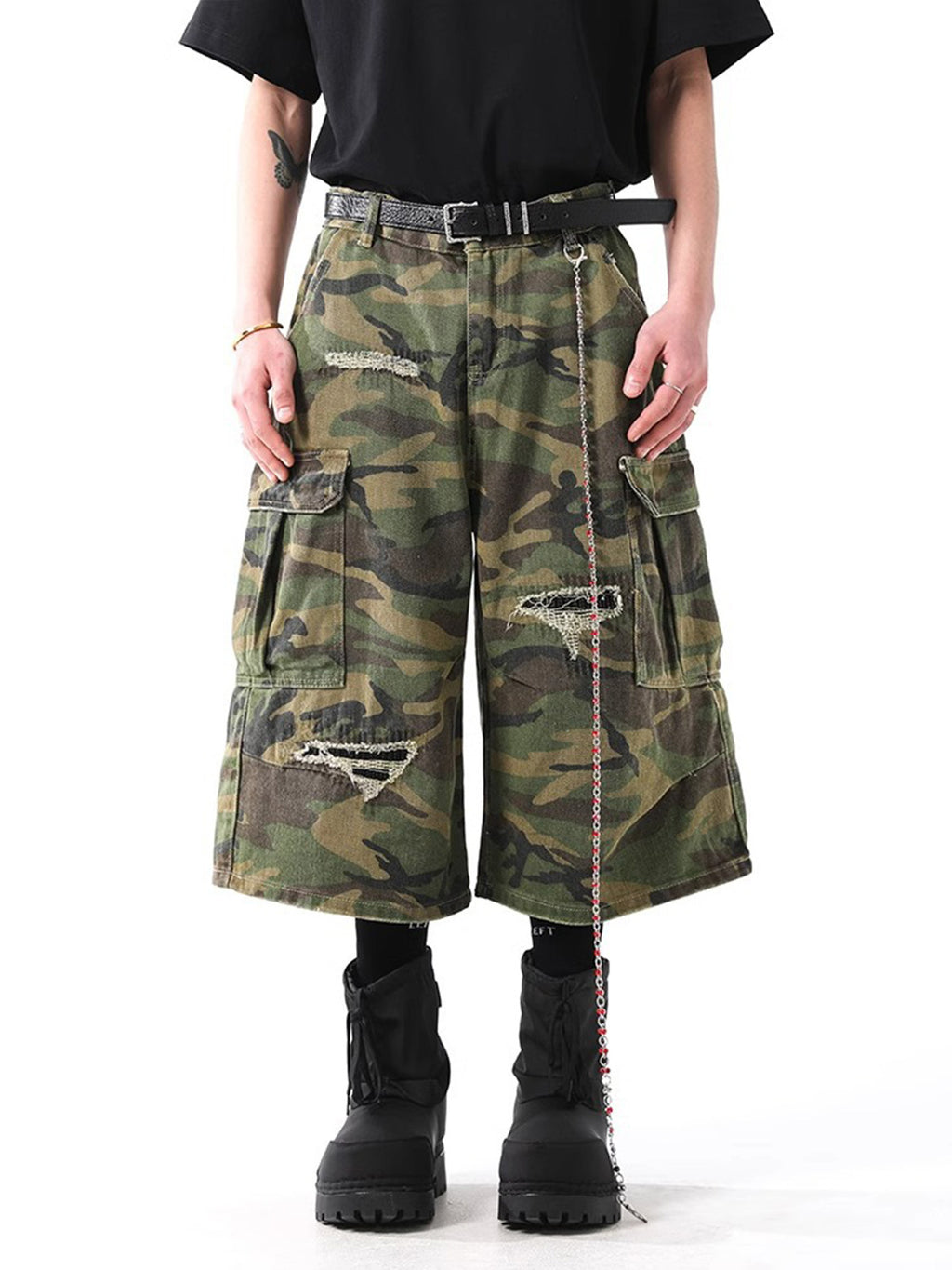 PrimeMasc Camouflage Cargo Shorts with Distressed Details – Multi-Pocket Urban Streetwear for Spring and Summer